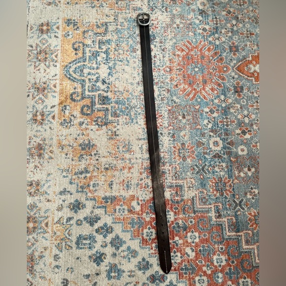 Amanda Smith brown leather belt with stitch detailing and silver buckle - Picture 7 of 8